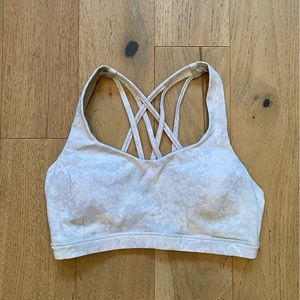 Lululemon Free to be Serene Bra